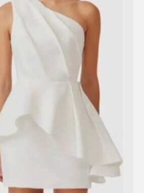 Pre owned ELLIATT Gabi Asymmetric Peplum One shoulder white Size L